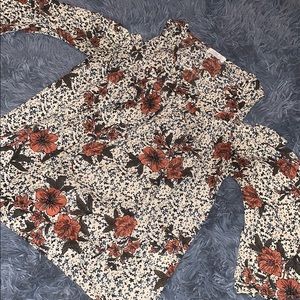 Flowy floral top